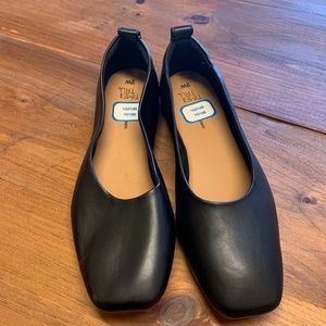 9W Time & Tru Black Ballet Flats